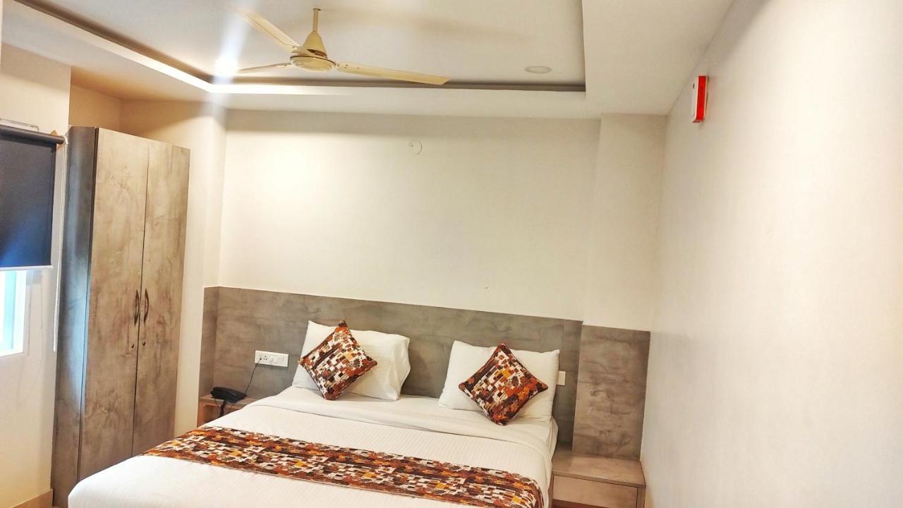 Athasri Hotel Marathahalli Bangalore Exterior photo